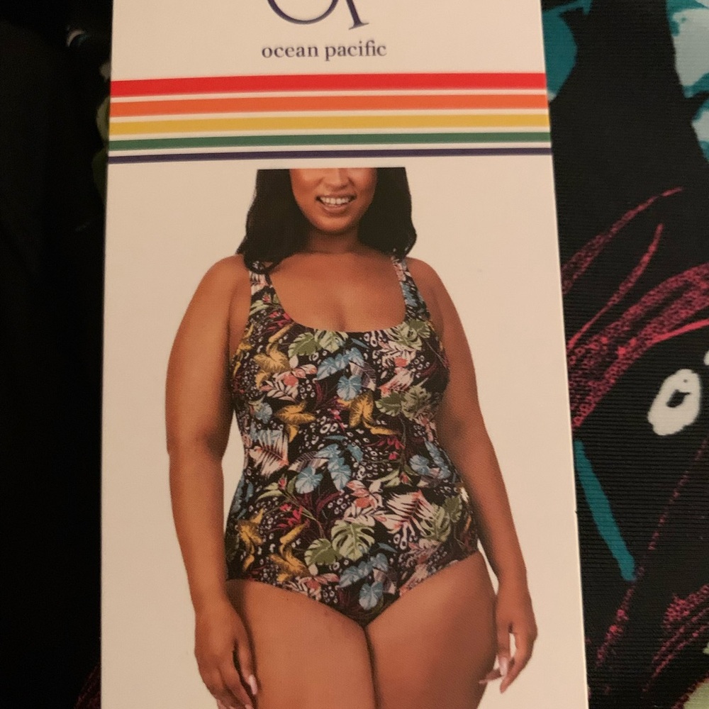 New Ocean Pacific Ladies' Swimsuit 4-Way Stretch Fully Lined. Size XL